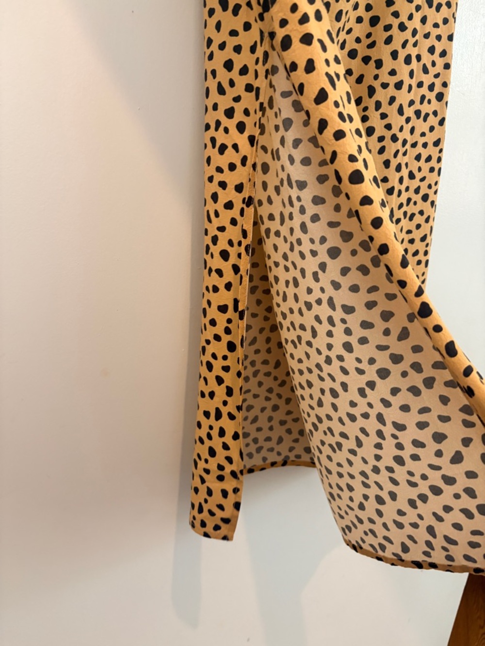 Marine Layer Ryan Midi Slip Skirt Cheetah Leopard Animal Print Size 2 EUC - Picture 5 of 7